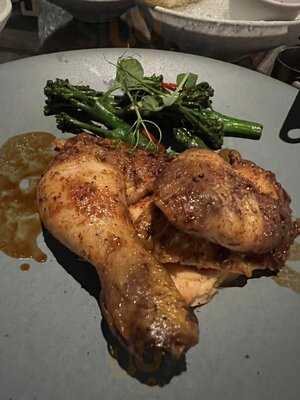 ‪weslodge Saloon‬