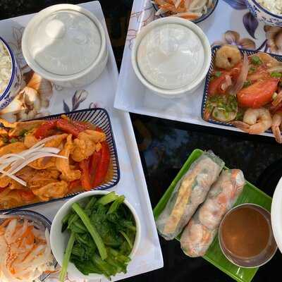 ‪hanoi Naturally Vietnamese Cafe And Restaurant‬