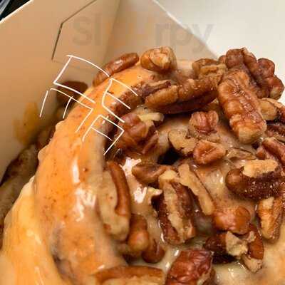 ‪cinnabon And Seattle's Best Coffee‬