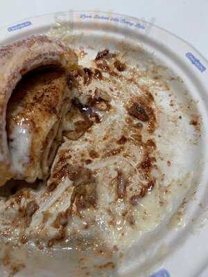 ‪cinnabon And Seattle's Best Coffee‬