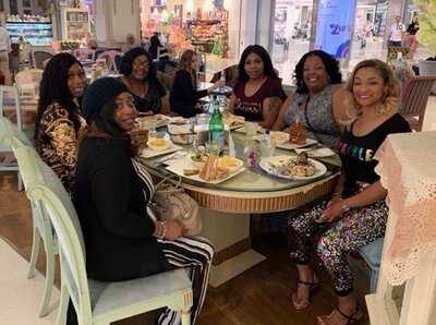 ‪shakespeare And Co. Souk Al Bahar‬