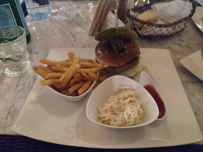 ‪shakespeare And Co. Souk Al Bahar‬