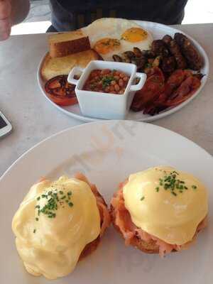 ‪creekside Restaurant & Cafe‬