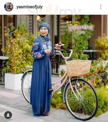 ‪parlour Boutique‬