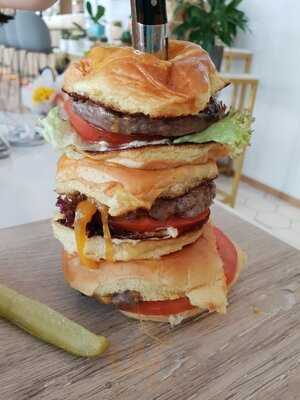 ‪parlour Boutique‬