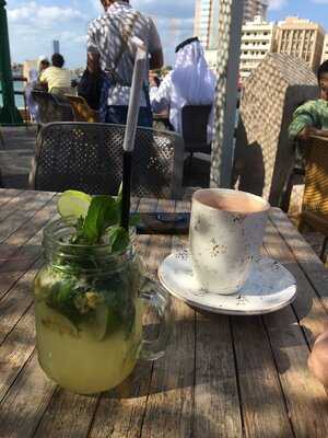 ‪mazmi Cafe And More‬