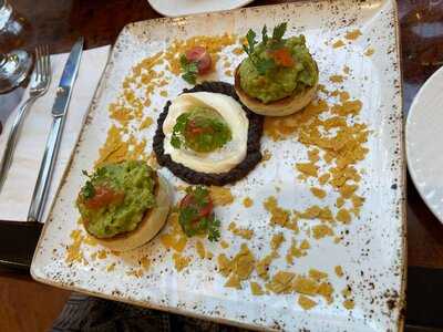 ‪the Square International Cafe‬