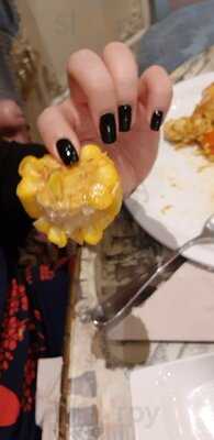 ‪shakespeare And Co. Village Mall‬