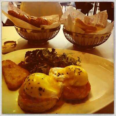 ‪pascal Tepper Dubai Media City‬