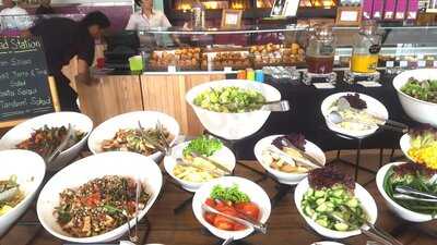 ‪pascal Tepper Dubai Media City‬