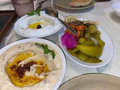 ‪karam Beirut, Mall Of Emirates‬