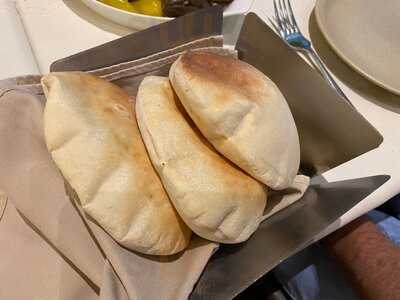 ‪karam Beirut, Mall Of Emirates‬