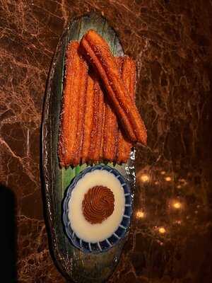 ‪nido Tapas Restaurant & Bar‬