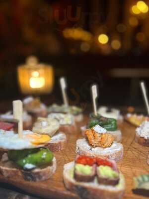 ‪nido Tapas Restaurant & Bar‬