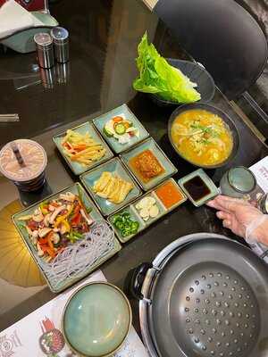 ﺍﻟﻤﻄﻌﻢ ﺍﻟﻜﻮﺭﻱ