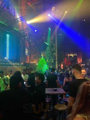 ‪lock Stock & Barrel Barsha Heights‬