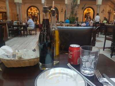 ‪paul Bakery & Restaurant‬