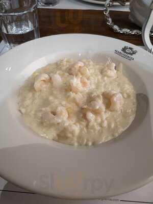 ‪margherita Pizzeria Del Quartiere Dal 1959‬