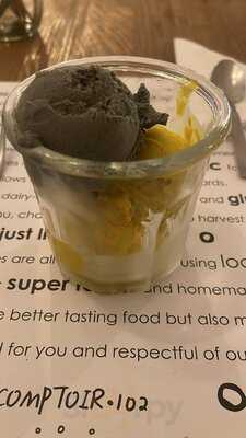 ‪comptoir 102 Healthy Cafe & Concept Store‬