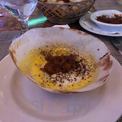 ‪tph Lakwil Restaurant, Lounge & Bar‬