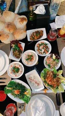 ‪tabule Restaurant‬