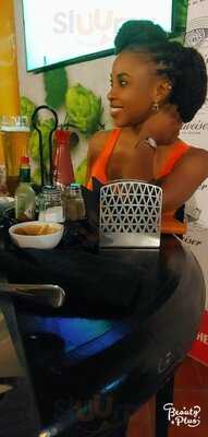 ‪harvesters Restaurant‬