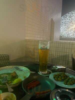 ‪harvesters Restaurant‬