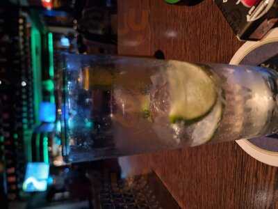 ‪harvesters Restaurant‬