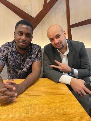 ‪local - Tryp By Wyndham‬