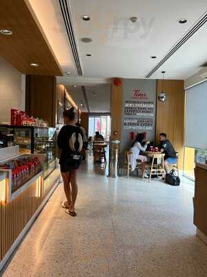 ‪tim Hortons‬