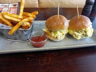 ‪pantry Cafe- Bay Square‬