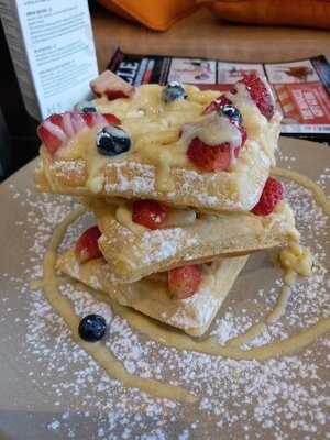 ‪pantry Cafe- Bay Square‬