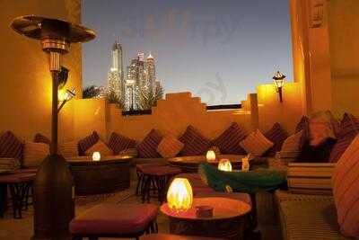 ‪the Rooftop & Sports Lounge‬