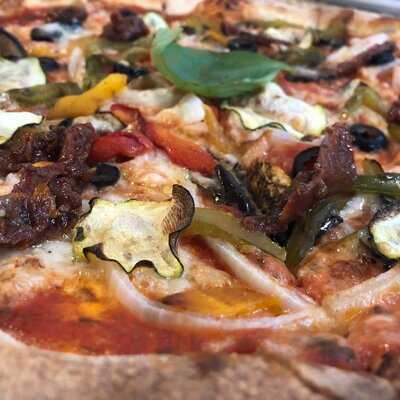 ‪tomato & Basilico‬