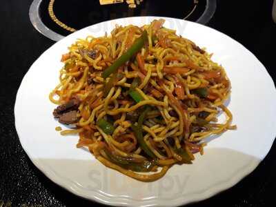 ‪xiao Wei Yang Mongolian Hot Pot ( Little Lamb )‬