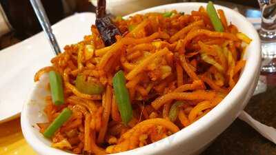 ‪landmark Restaurant‬