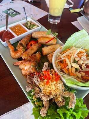 ‪little Bangkok - Business Central Towers‬