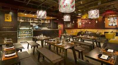 ‪little Bangkok - Business Central Towers‬