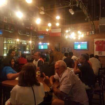 ‪mr.toad's Pub & Kitchen‬