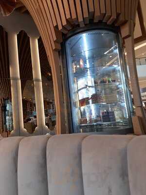 ‪walnut Grove - Dubai Mall‬