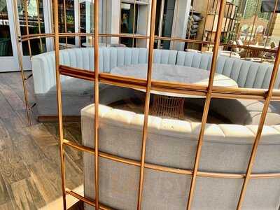 ‪walnut Grove - Dubai Mall‬