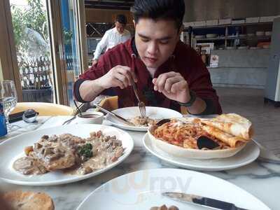 ‪biella Caffe Pizzeria Ristorante‬