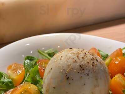 ‪vapiano, The Dubai Mall‬