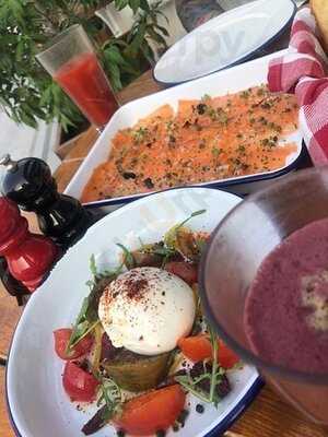 ‪pots, Pans & Boards‬