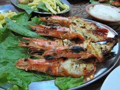 ‪al Sheraa Fisheries Centre‬