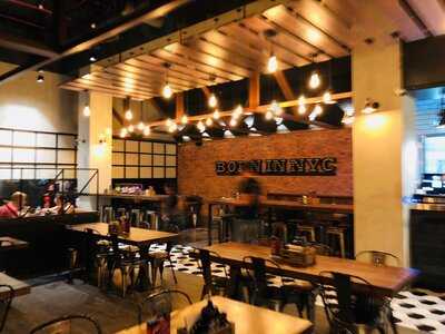 ‪mighty Quinn's Bbq‬