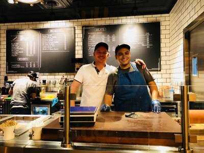 ‪mighty Quinn's Bbq‬