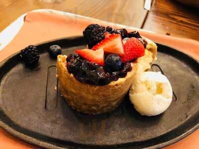 ‪mighty Quinn's Bbq‬