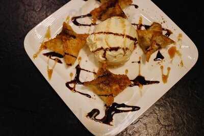 ‪mama Fu's Asian House‬