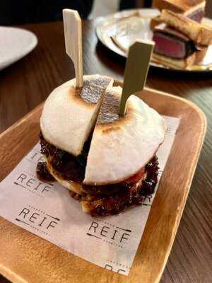 ‪reif Japanese Kushiyaki‬